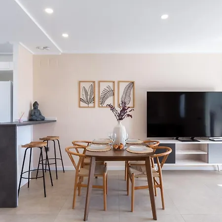Horizon Blue I Private Pool Luxe I Free Parking I 3br Dom wakacyjny *