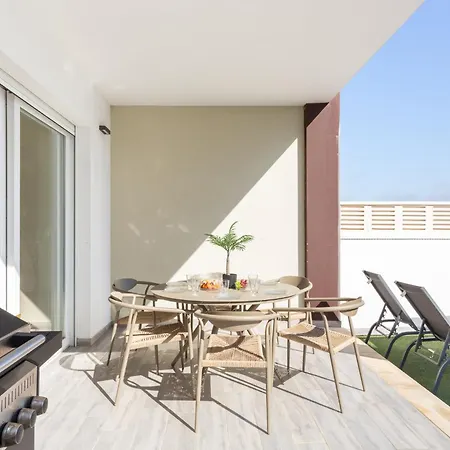 Horizon Blue I Private Pool Luxe I Free Parking I 3br El Verger