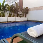 Vakantiehuis Horizon Blue I Private Pool Luxe I Free Parking I 3br